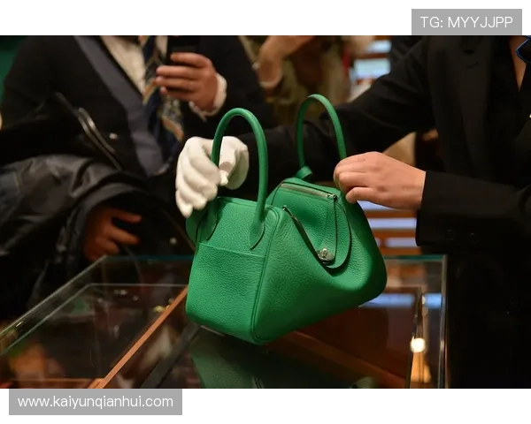 开云集团首页：奢侈品行业的创新领跑者与未来展望